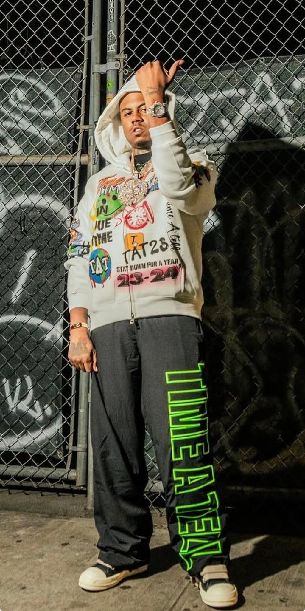 Graffiti Zip Up (White) shoptimeatell